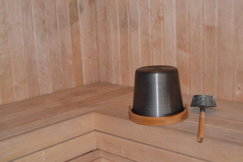 Villa Loevkulla With Sauna Loparo Buitenkant foto